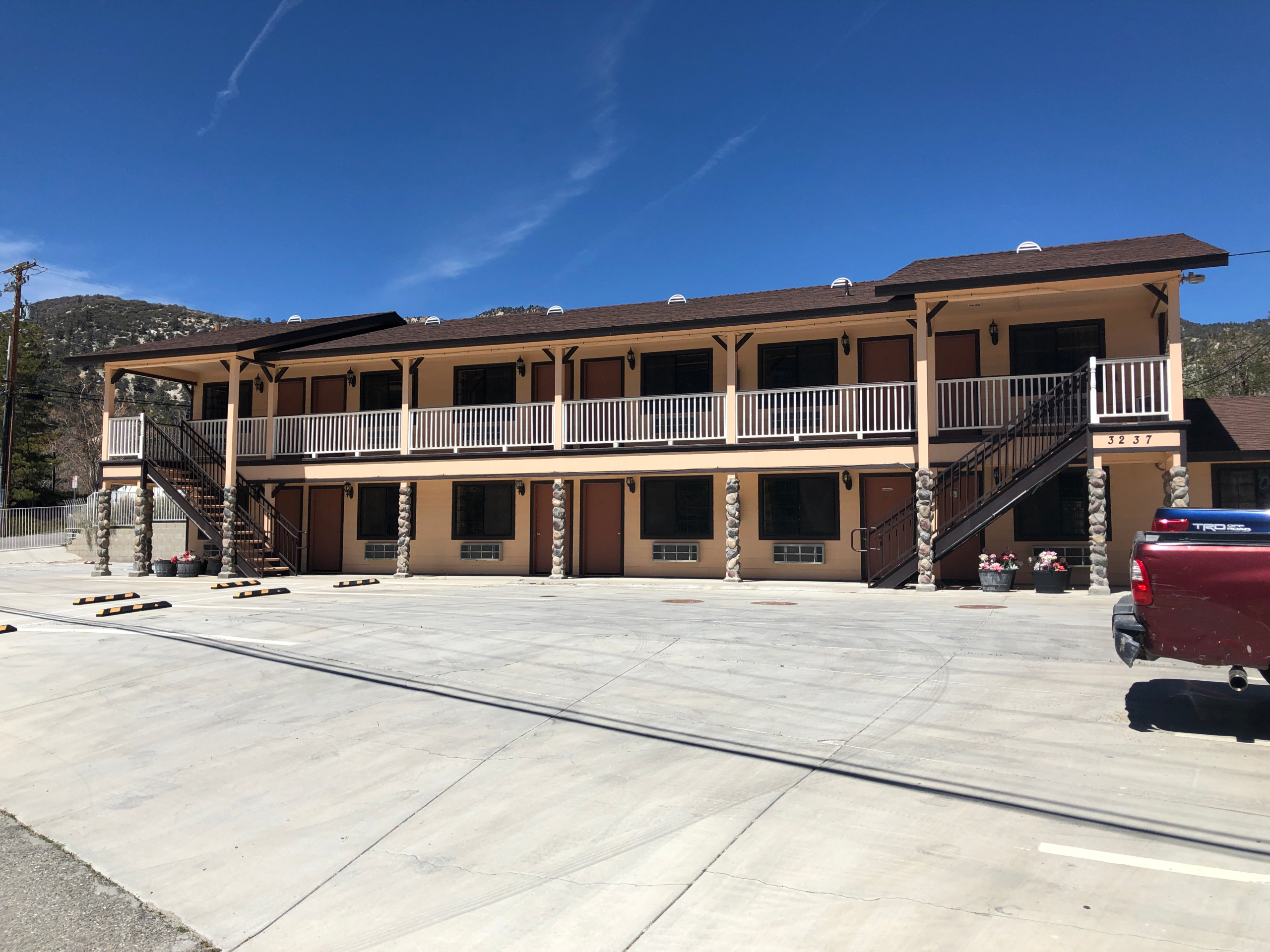 Los Angeles multifamily real estate