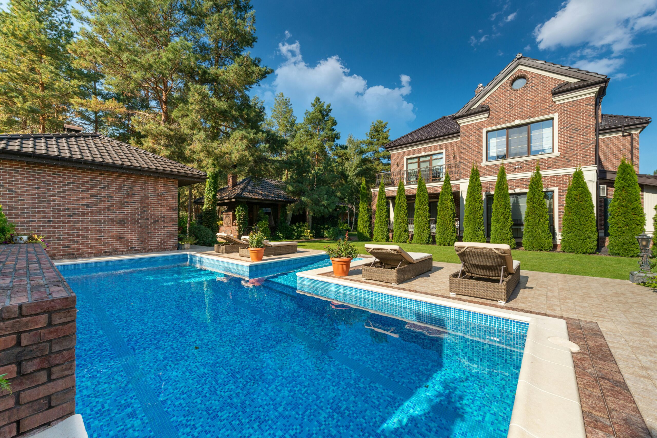 Los Angeles home selling and buying strategy