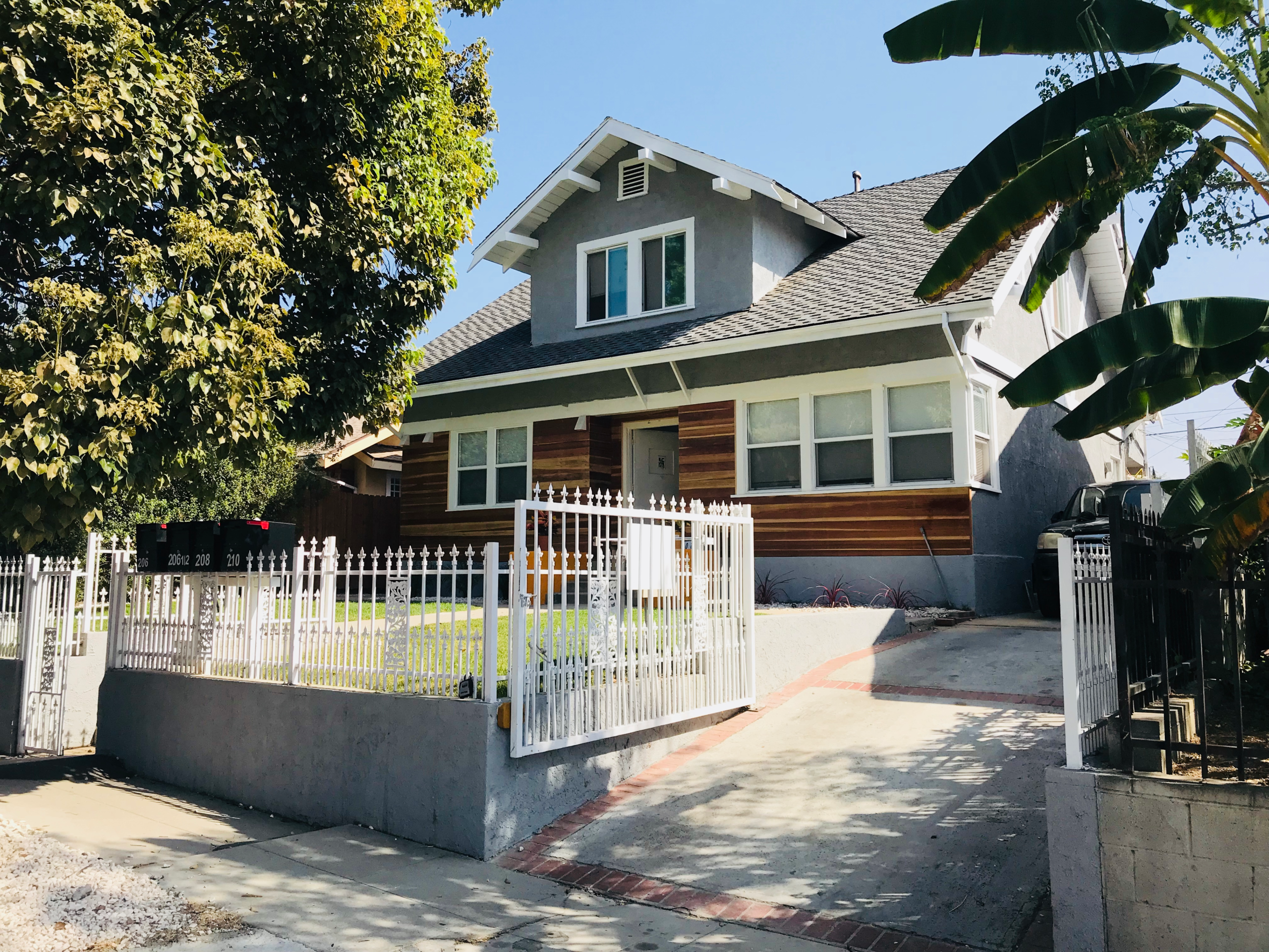 208 N Coronado St Los Angeles multifamily property
